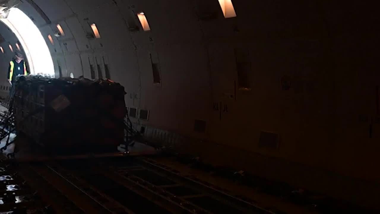 US Troops Load Up Weapons, Ammunition for Ukraine